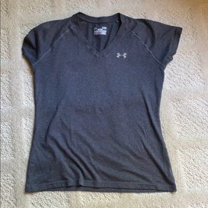 Women’s under armour shirt